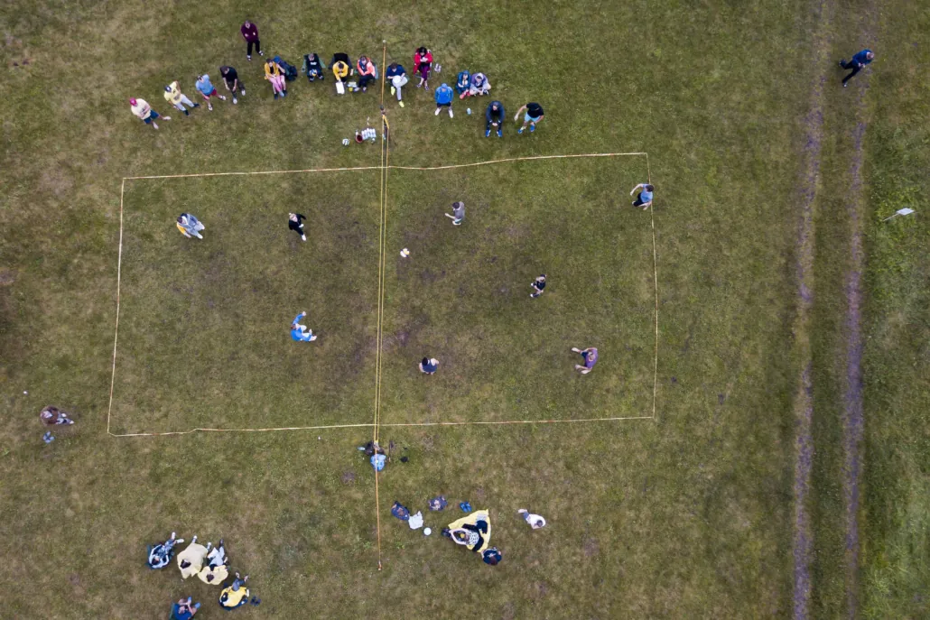 Baidarių turai. Tinklinio turnyras.